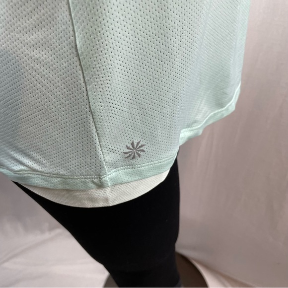 Athleta Mint Green 2 in 1 Gel Mesh Supercharged Tank Top M - Picture 9 of 10
